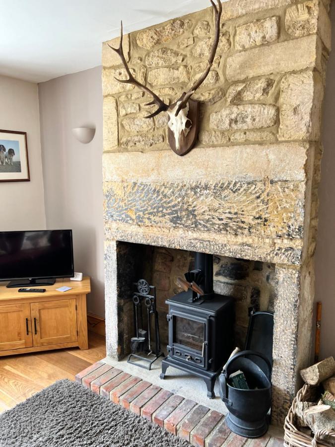 Spaniel Cottage With Views Of Ham Hill, Stoke Sub Hamdon Martock ภายนอก รูปภาพ